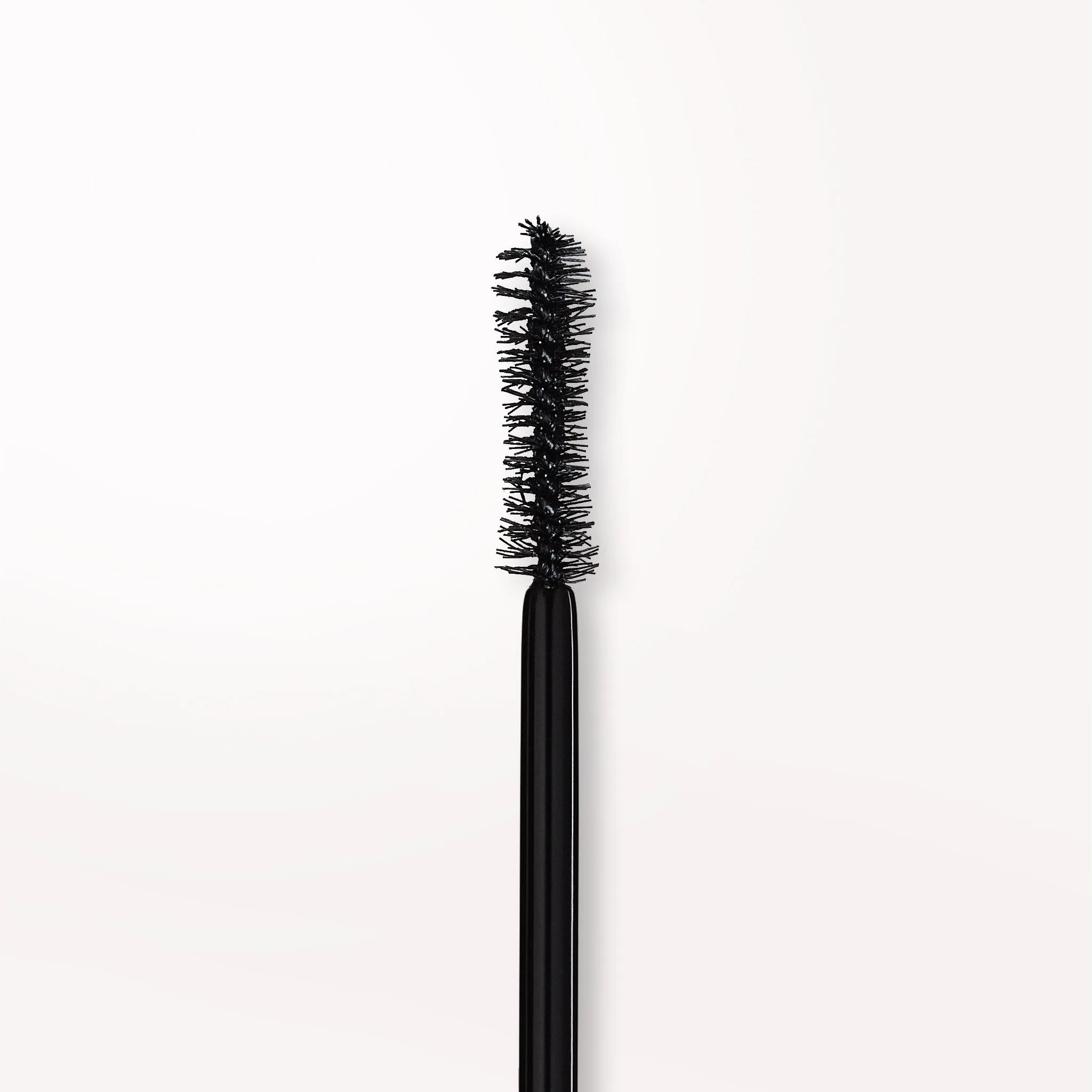 HUGE™ Extreme Lash Mascara