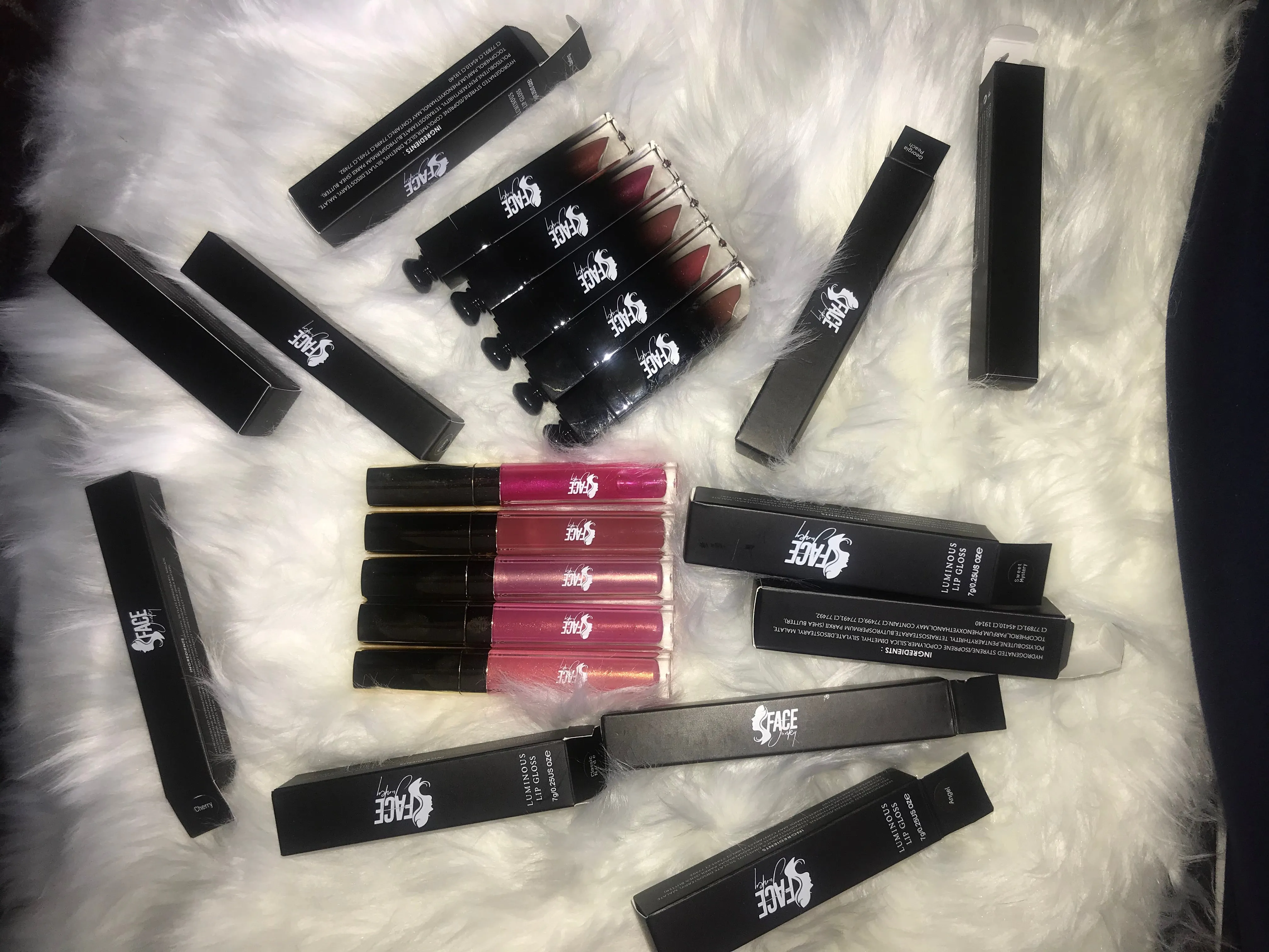 The Face Junky Luminous Vegan Lip Stain - Gloss